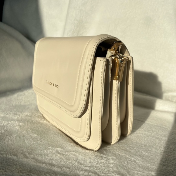 Gorgeous Bag, Creamy & Elegant Bag, NEW - Picture 6 of 12